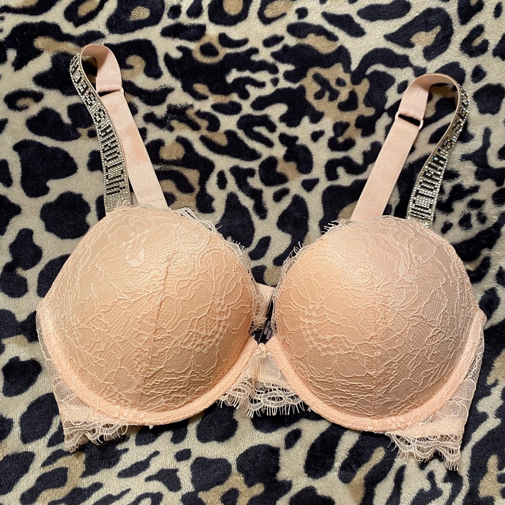 Victoria’s Secret Shine Strap Bra